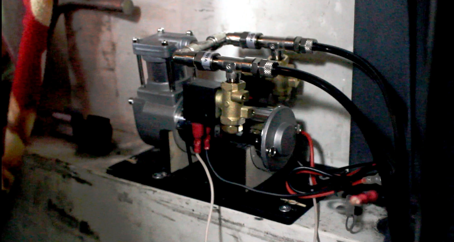 kompressor pnevmopodveski hyundai hd 72